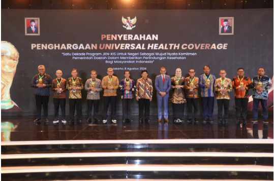 BENGKULU TENGAH RAIH PENGHARGAAN UHC TAHUN 2024 KATEGORI MADYA